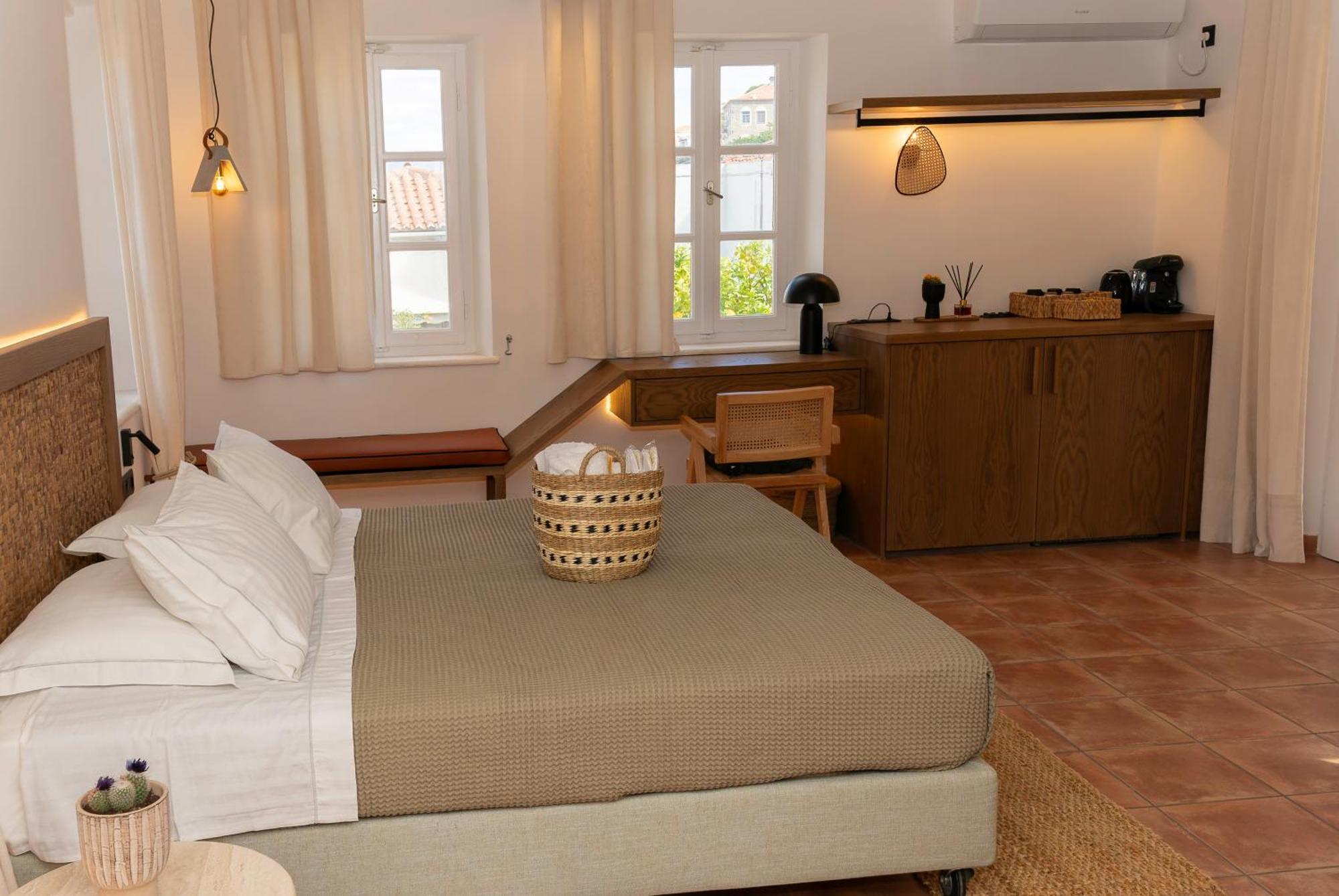 Alkionides Hydra Hotel Bagian luar foto